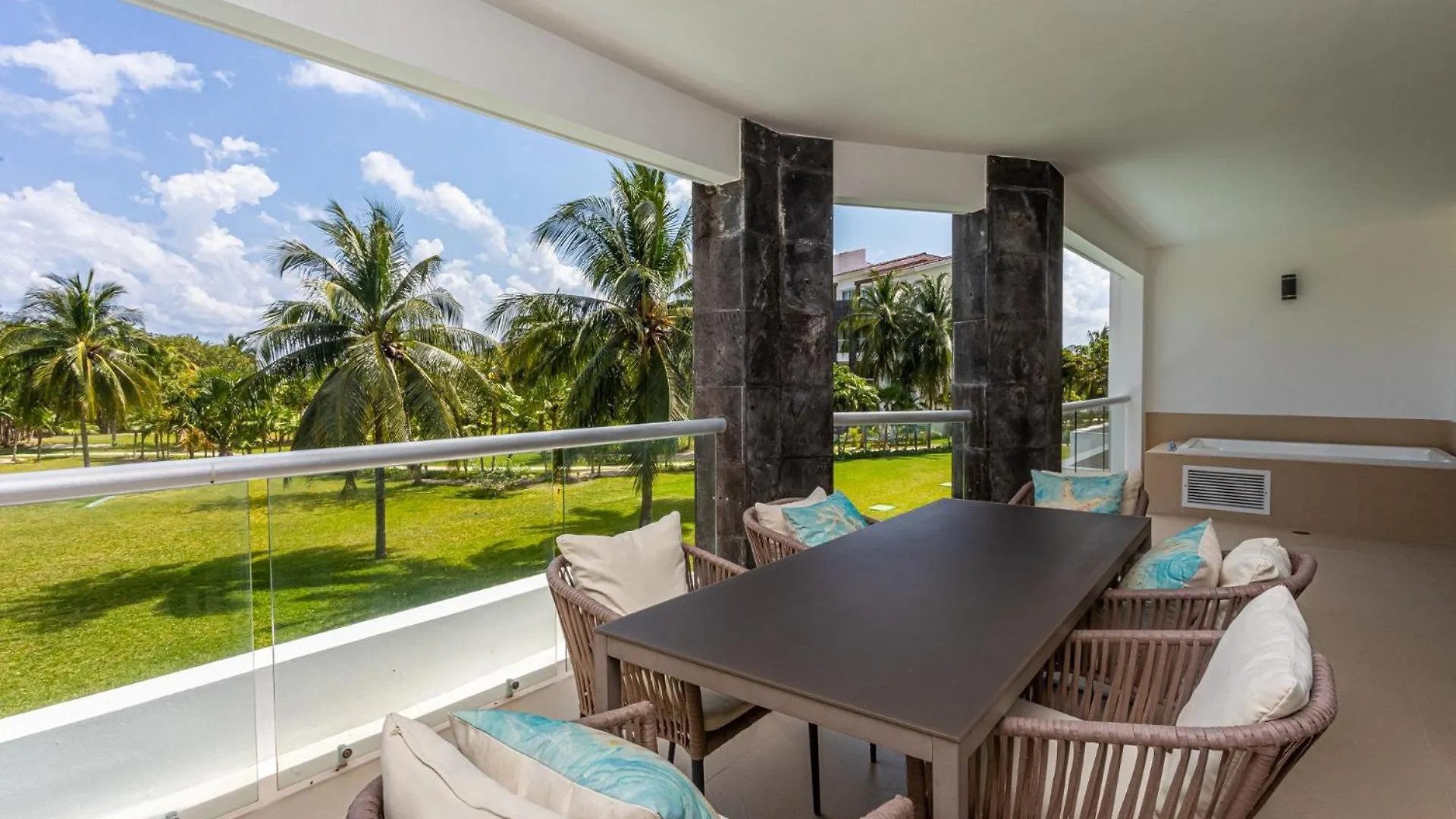 Casa Marques 712S Condo Playa del Carmen Mexico